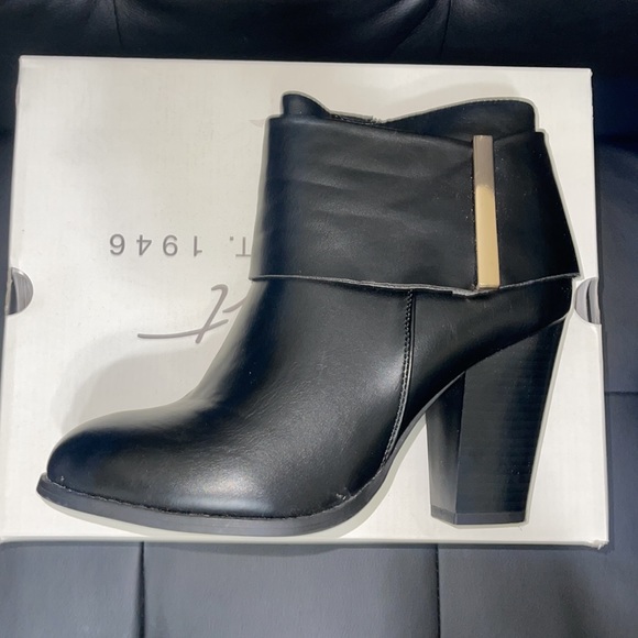 C Comfort EST 1946 Womens Size 10 Black Leather Boots - Picture 7 of 12